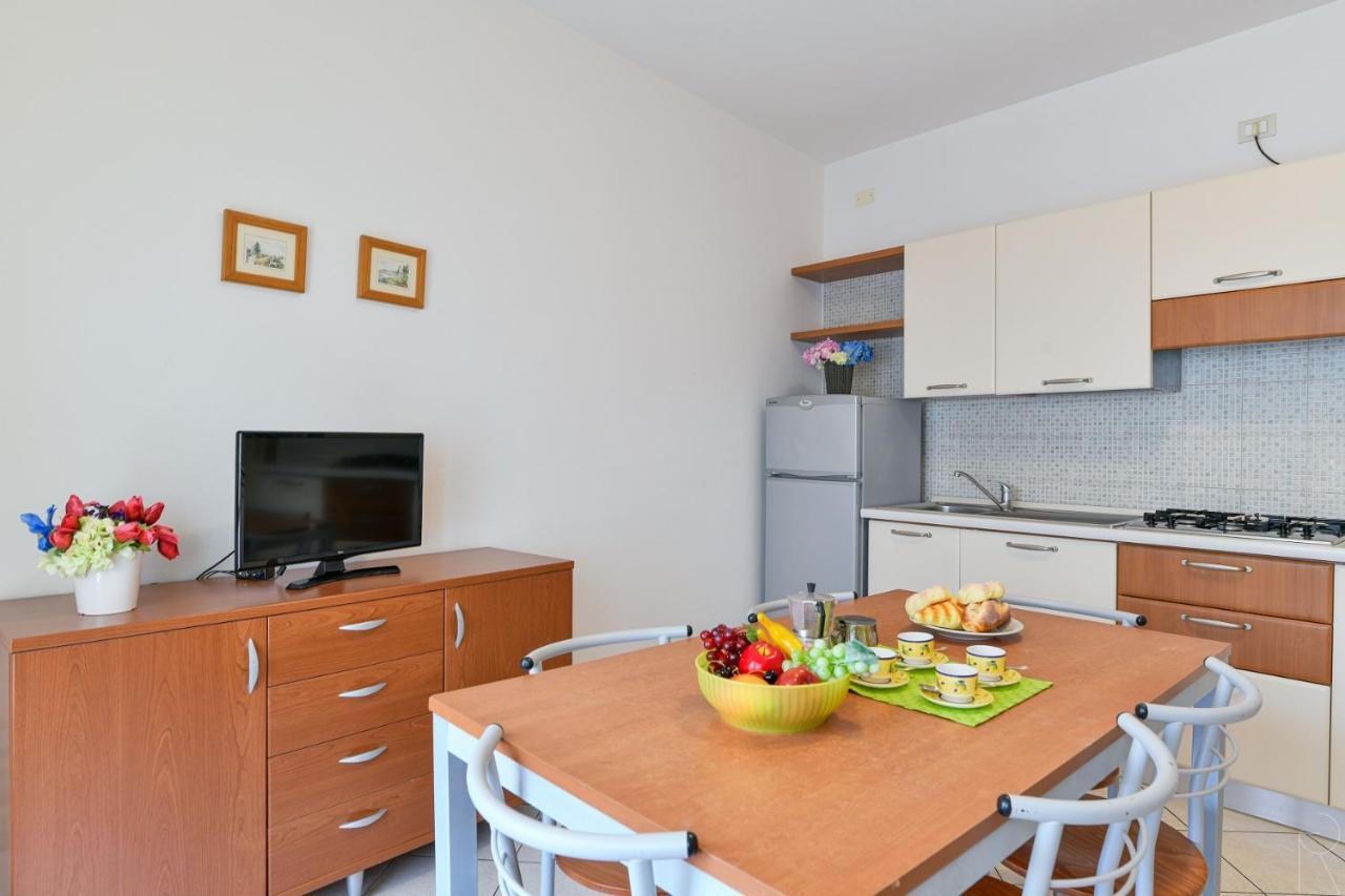 Stella D'Oro Apartment กาออร์เล ภายนอก รูปภาพ